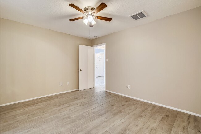 Foto del edificio - 10839 Sugar Hill Dr
