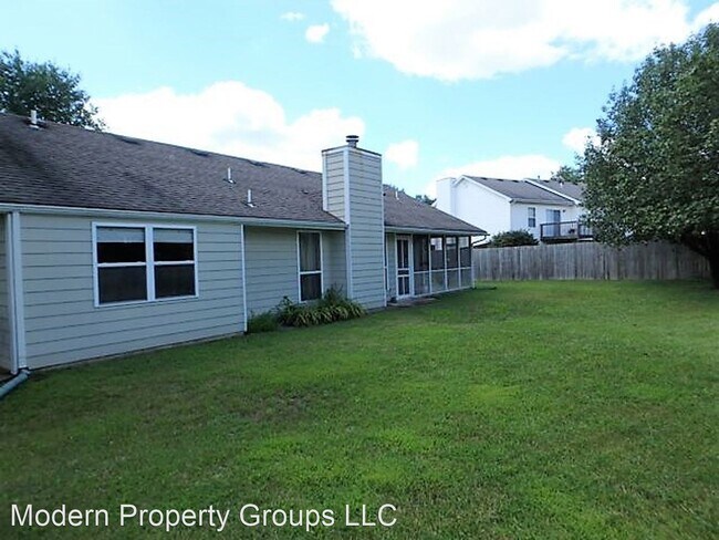 Foto del edificio - 3 br, 2 bath House - 3828 Woods Edge Rd