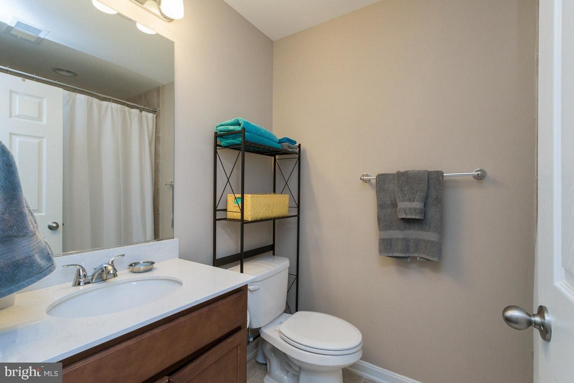 Foto principal - 16040 Madison Ridge Place