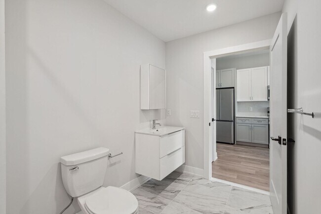 Interior Photo - The Dally