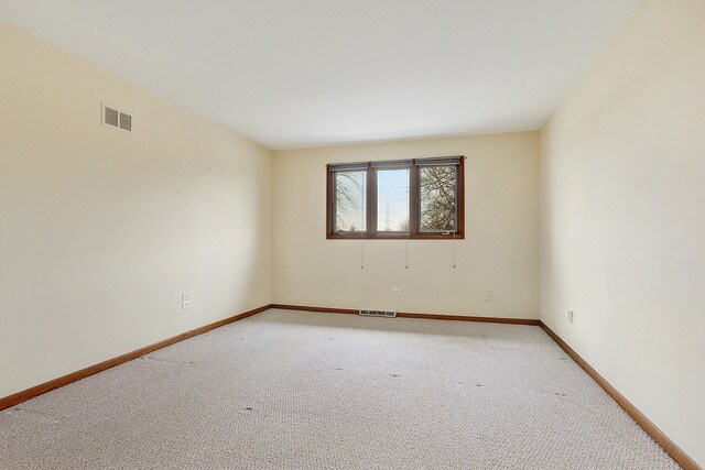 Foto del edificio - 15433 Begonia Ct