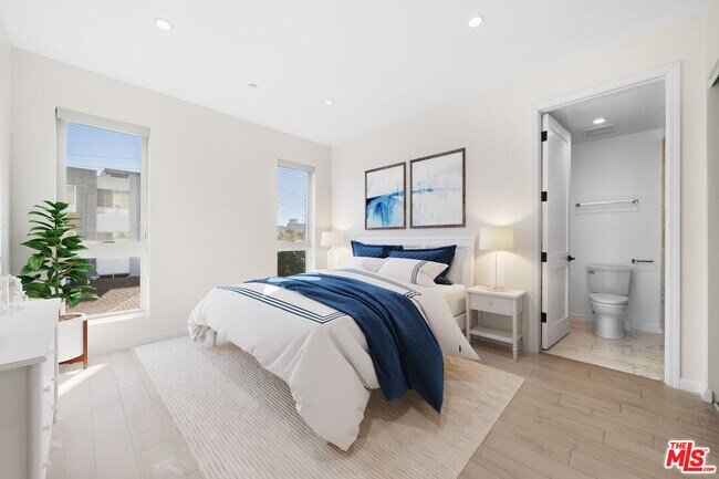 Foto del edificio - 1654 Greenfield Ave