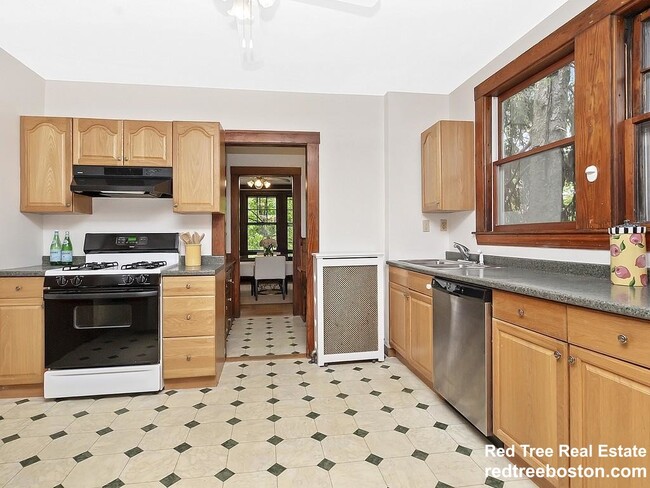 Photo - 66 Algonquin Rd Apartment