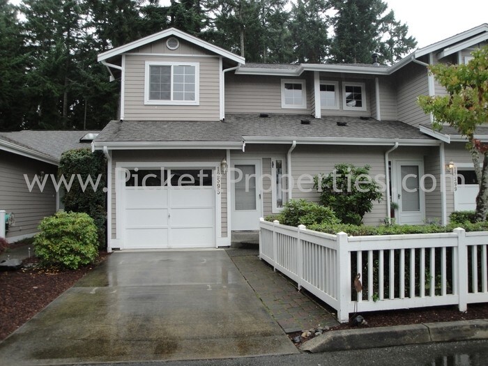 Primary Photo - Beautiful 2 Bedroom Ridgetop Townhome