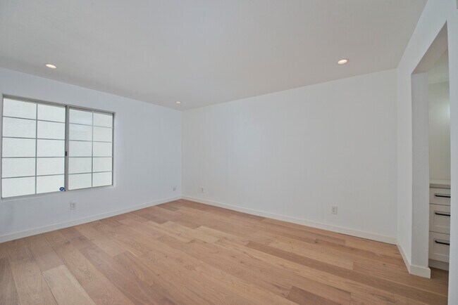 Foto del edificio - 5540 Owensmouth Ave