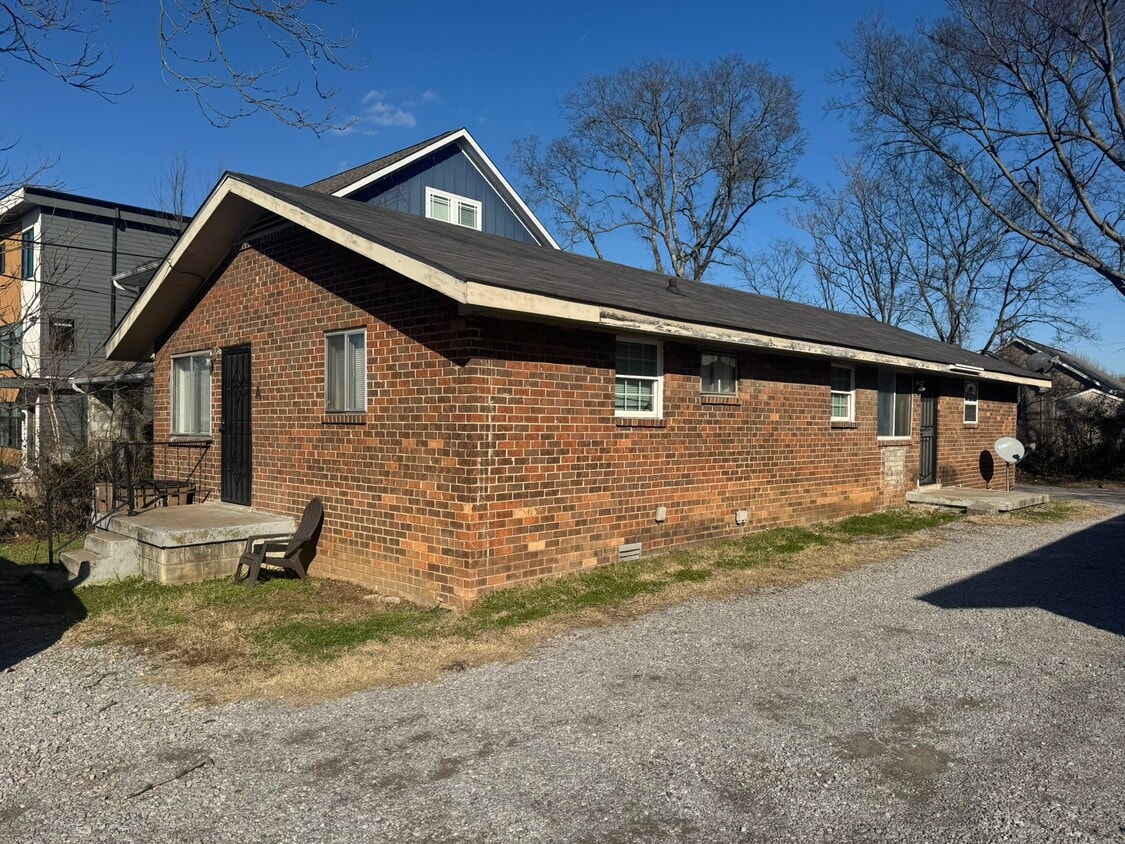 Photo - 712 28th Ave N (Nashville, TN)