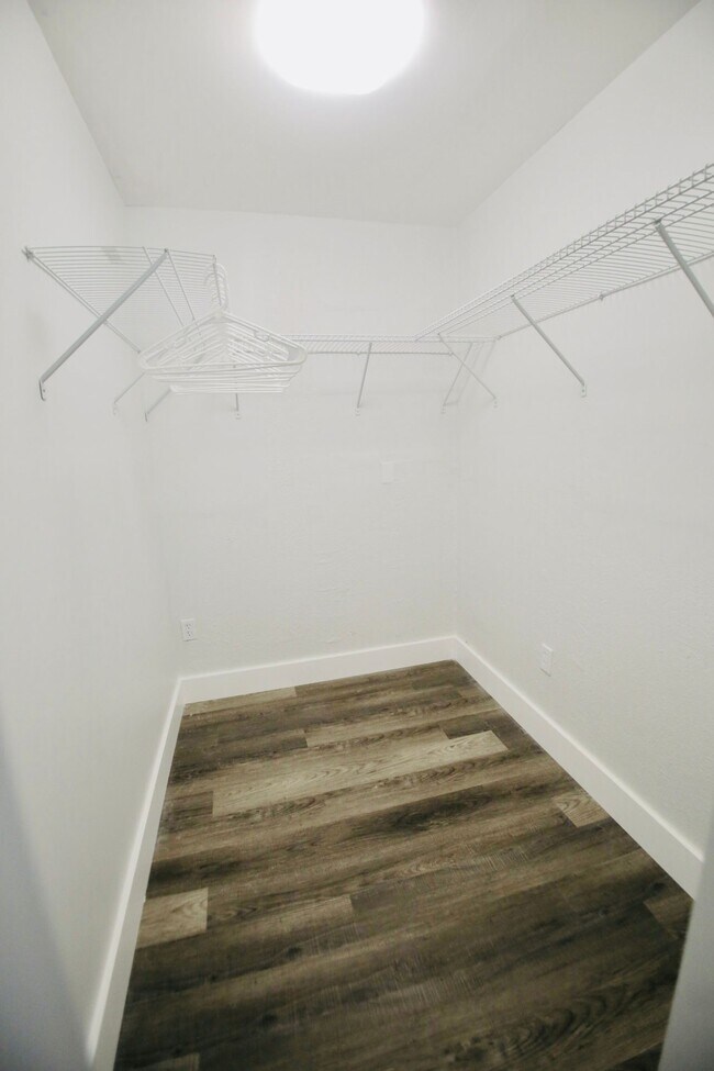 Foto del edificio - 4337 NW 6th Ave