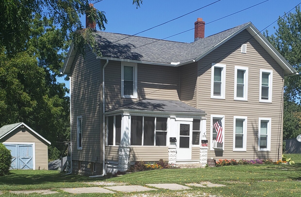 Foto principal - 1313 W 6th St