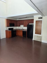 Building Photo - 2306 University Blvd