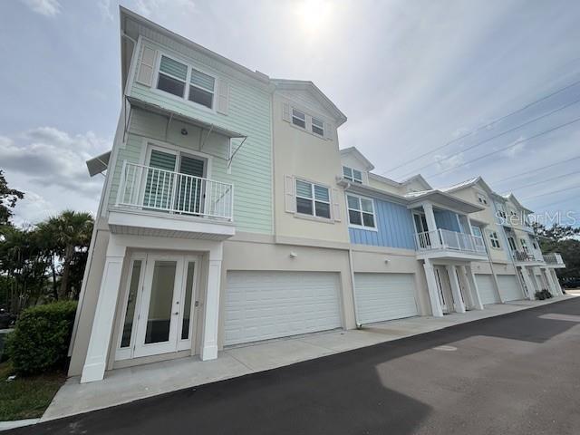 Foto principal - 821 Oak Bend Ln