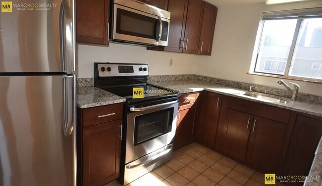 Foto del edificio - 571 Franklin St