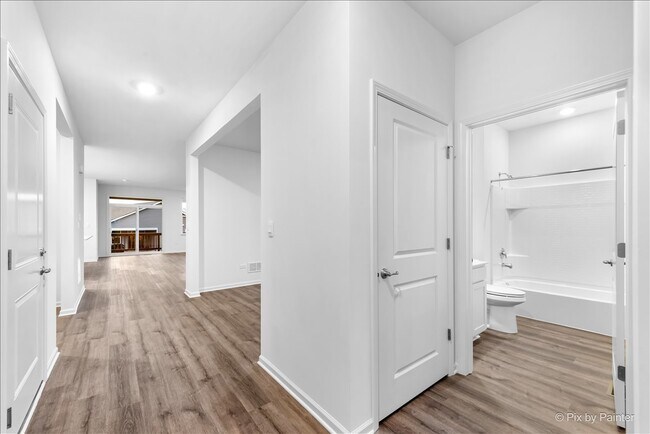 Foto del edificio - 301 Westminster Ct