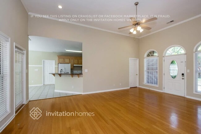 Foto del edificio - 15020 Woodstar Rd