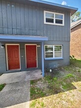 Building Photo - 3202 SW 26 Way