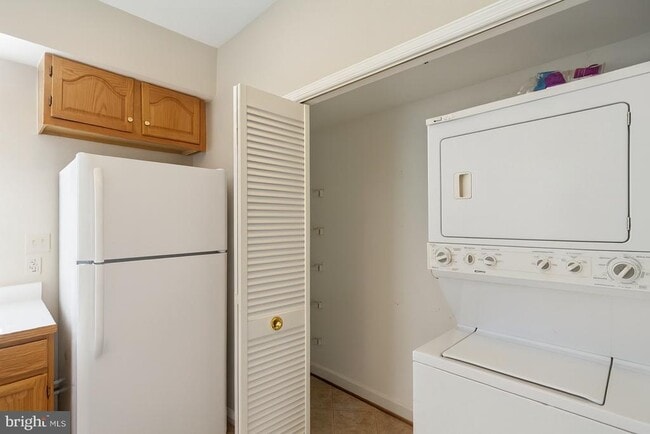 Building Photo - 10802 Antigua Terrace