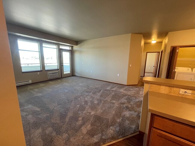 Building Photo - Central Park Apartments