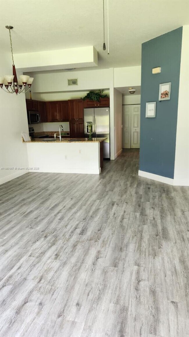 Foto del edificio - 3340 Palomino Dr