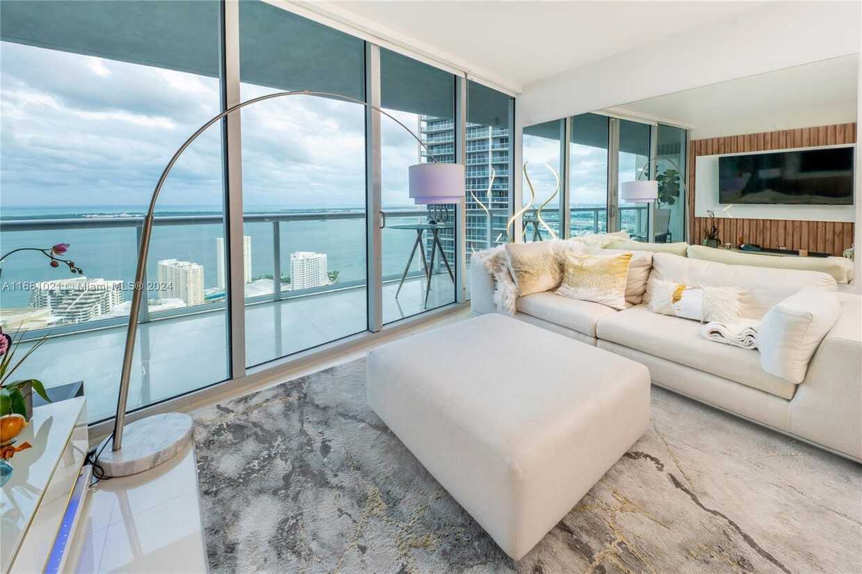 Foto principal - 465 Brickell Ave