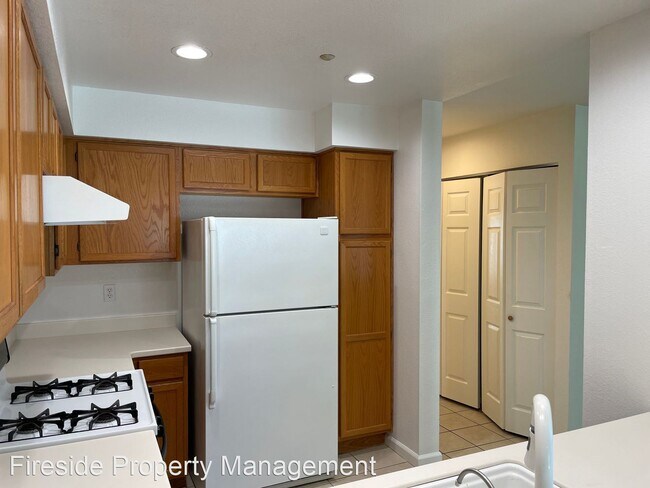 Building Photo - 3 br, 3 bath House - 6229 Tibouchina Ln