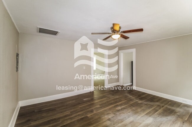 Foto del edificio - 702#B West Church Street, 31030; #2116170 ...