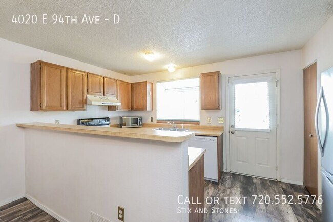 Foto del edificio - 4020 E 94th Ave