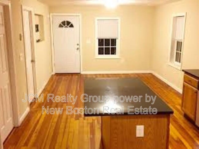 Photo - 283 Lincoln Ave Apartment