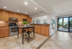 Kitchen - 95 Church St