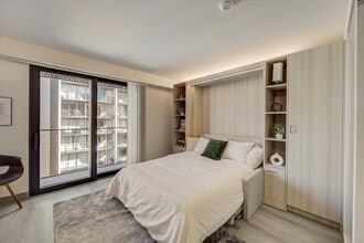 Interior Photo - 145 Leavenworth St