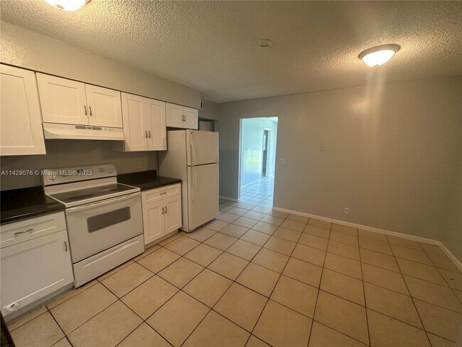 Foto del edificio - 1490 NW 20th St
