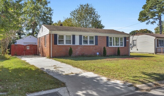 Photo - 2910 Mattox Dr House