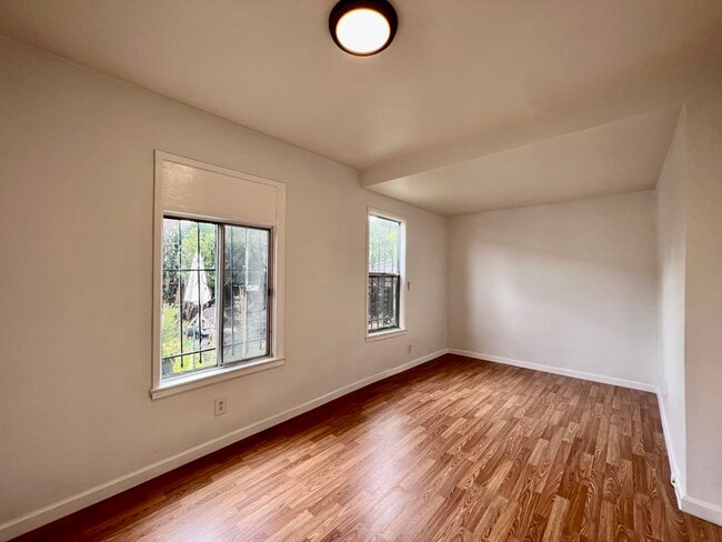 Foto del edificio - 2209 S Ridgeley Dr