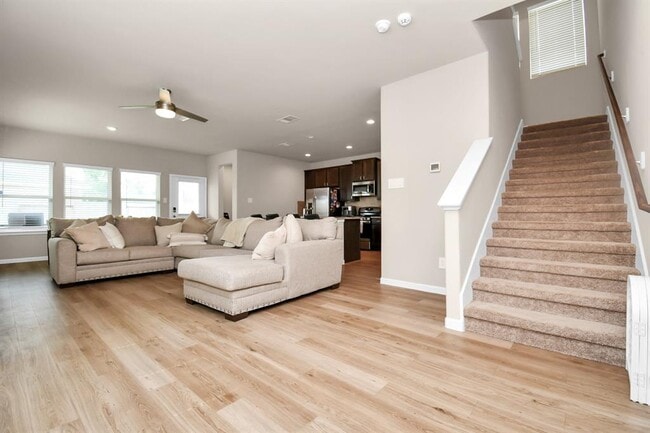 Building Photo - 11834 Beachberry Dr