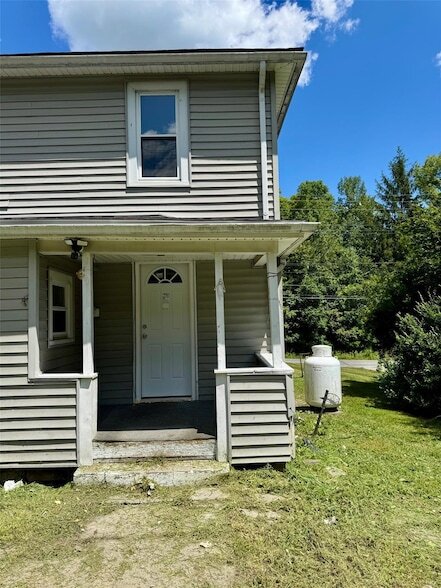 Building Photo - 22 Kelly Hill Rd