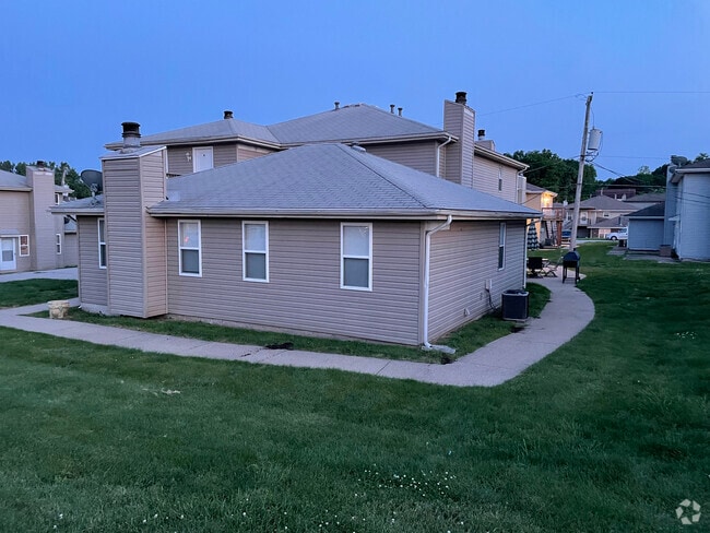 Building Photo - 11001 NW Lema Dr