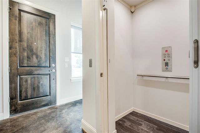 Foto del edificio - 101 Decker Ct