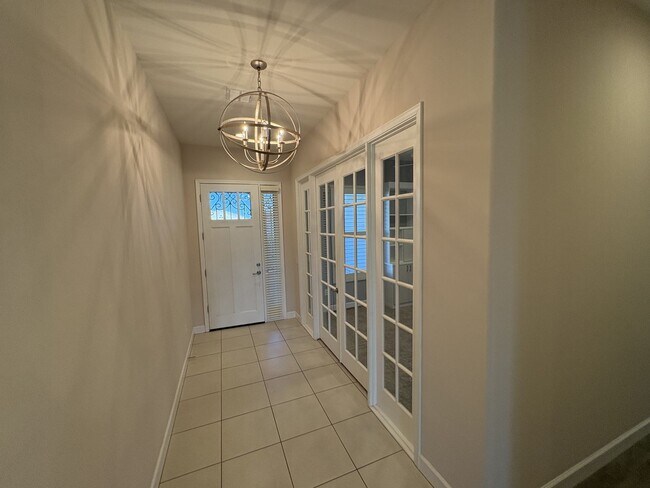 Foto del edificio - Dove Mountain 4 bedroom with Den 3,277 sq ...