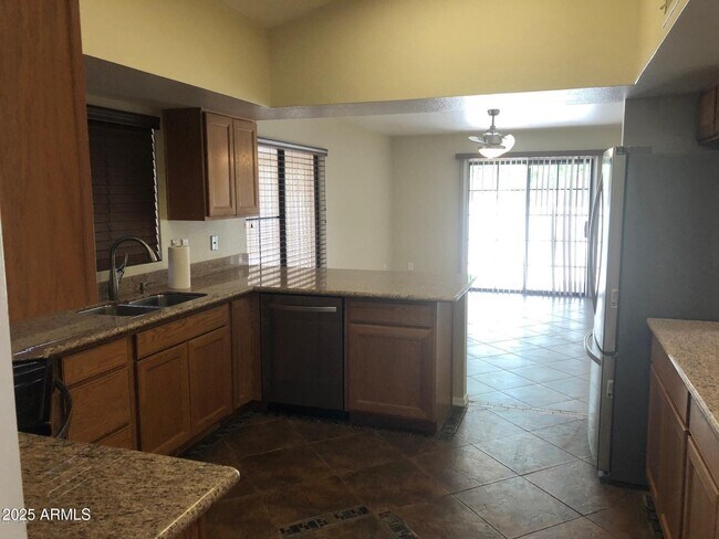 Foto del edificio - 7539 W Sequoia Dr