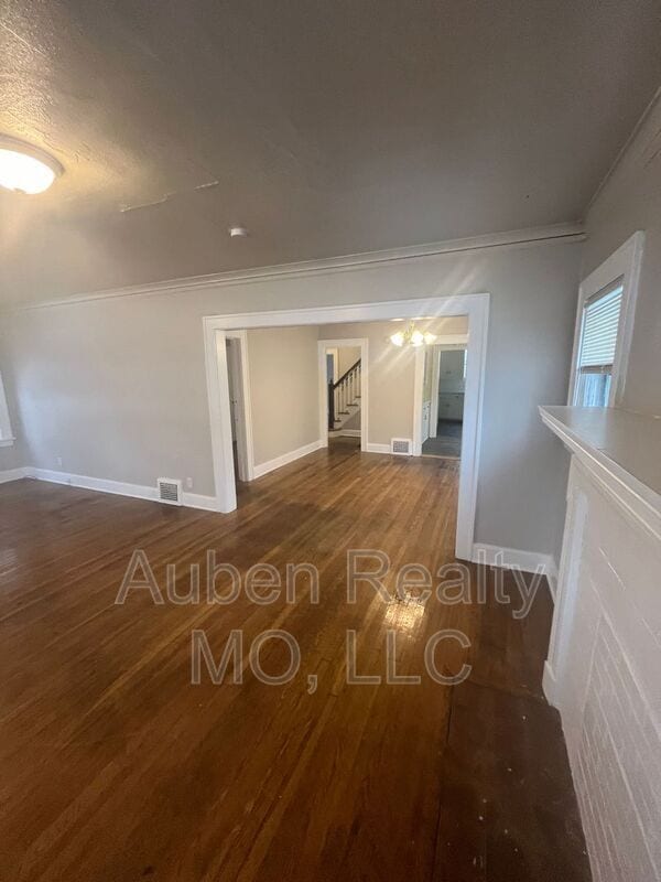 Building Photo - 5330 Rockhill Rd