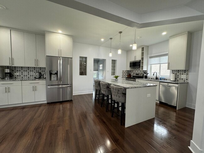 Foto del edificio - 7109 Keeler Ave