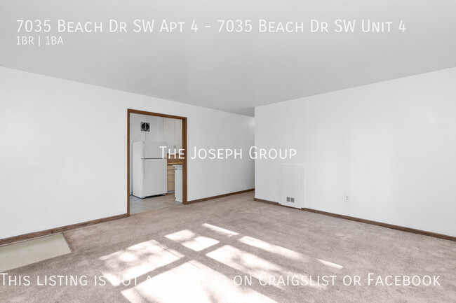 Building Photo - Cozy 1BD/1BA West Seattle Apartment!