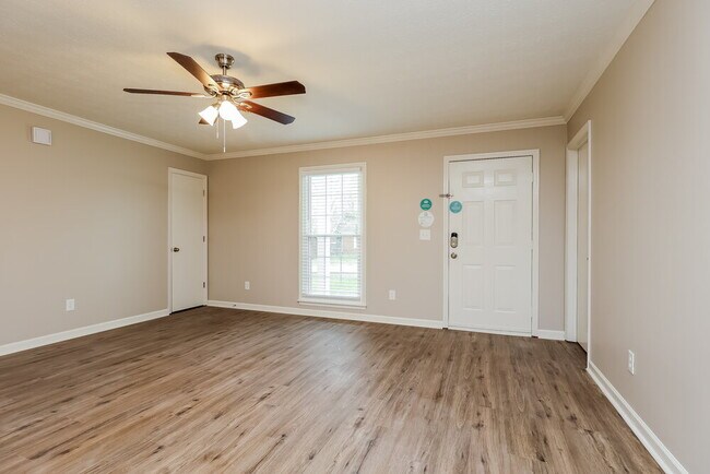Building Photo - 119 Ashland Dr