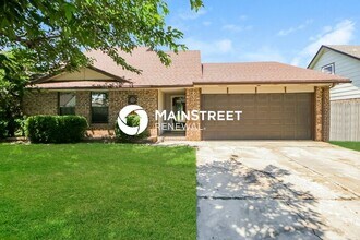 Building Photo - 8405 Bigwood Dr