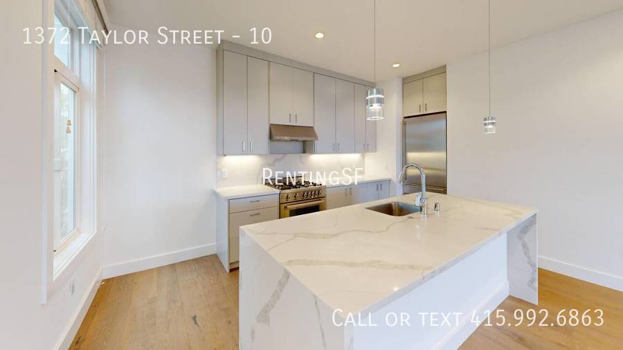 Foto principal - Spacious 4 Bed/3 Bath Apartment in Prime L...