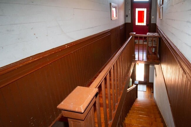 Building Photo - 3528 Avenue Q