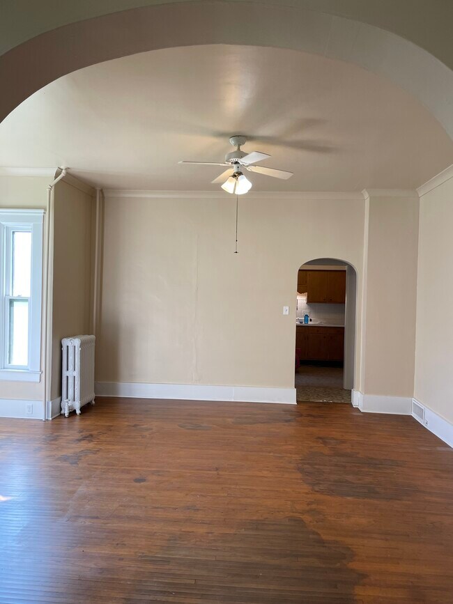 Comedor dentro de la cocina - 1701 Orchard St