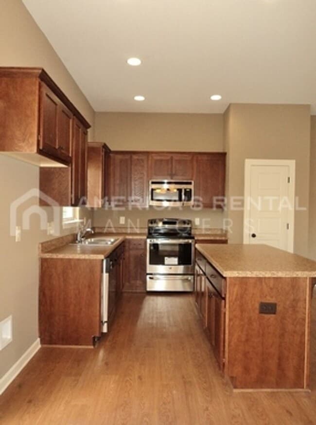 Building Photo - Townhome in Calera, AL - COMING SOON!