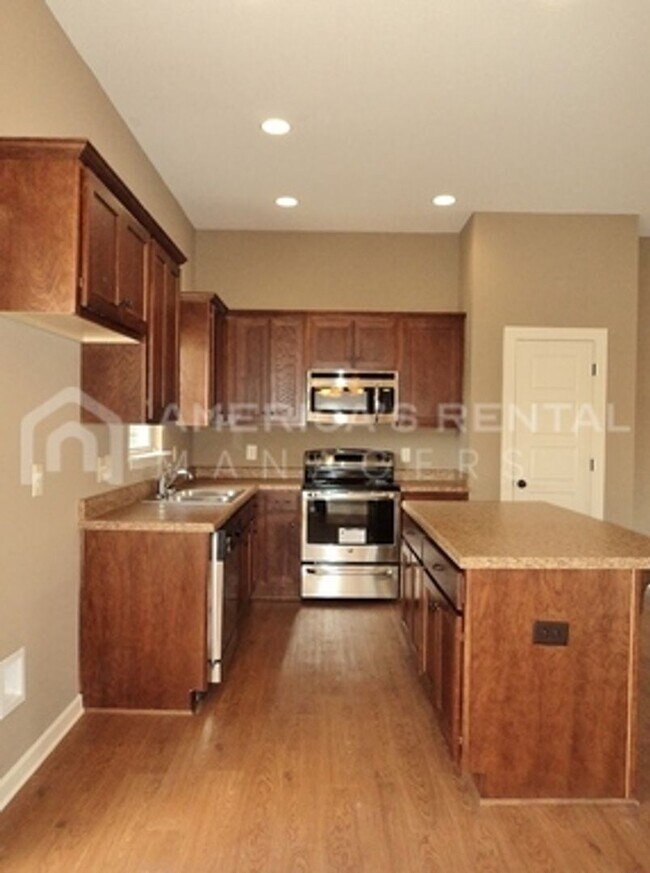 Foto del edificio - Townhome in Calera, AL - COMING SOON!