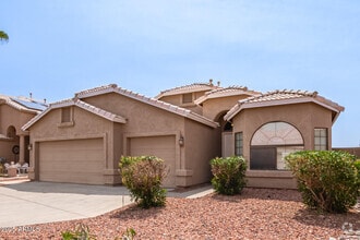 Building Photo - 8632 S 10th Ln