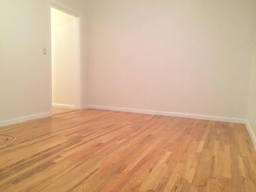 Building Photo - 665 W 178th St