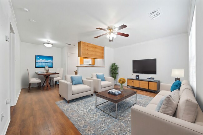 Building Photo - 1 Bedroom, 1 Bath located in Woodside Subd...